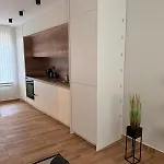 Goldy With Private Garden Апартамент