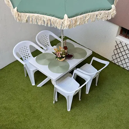 Goldy With Private Garden * Burgasz