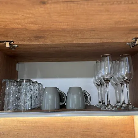 Goldy With Private Garden Appartamento Burgas