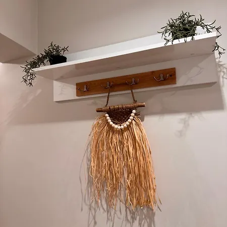 Goldy With Private Garden Apartamento